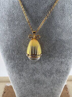 Fabulous Vintage Joan Rivers Pendant Necklace Watch